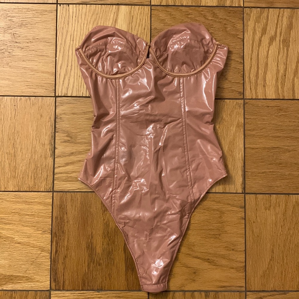 INDIE XO CANDY SHELL BROWN PU PATENT VINYL FAUX LEATHER BUSTIER BODYSUIT - Picture 2 of 16